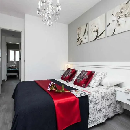 Apartamento Coral Bay By Vacanzy Collection * Κοραλέχο