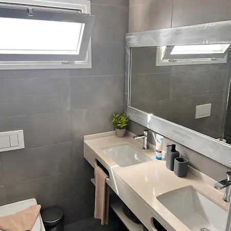 Apartamento Coral Bay By Vacanzy Collection *